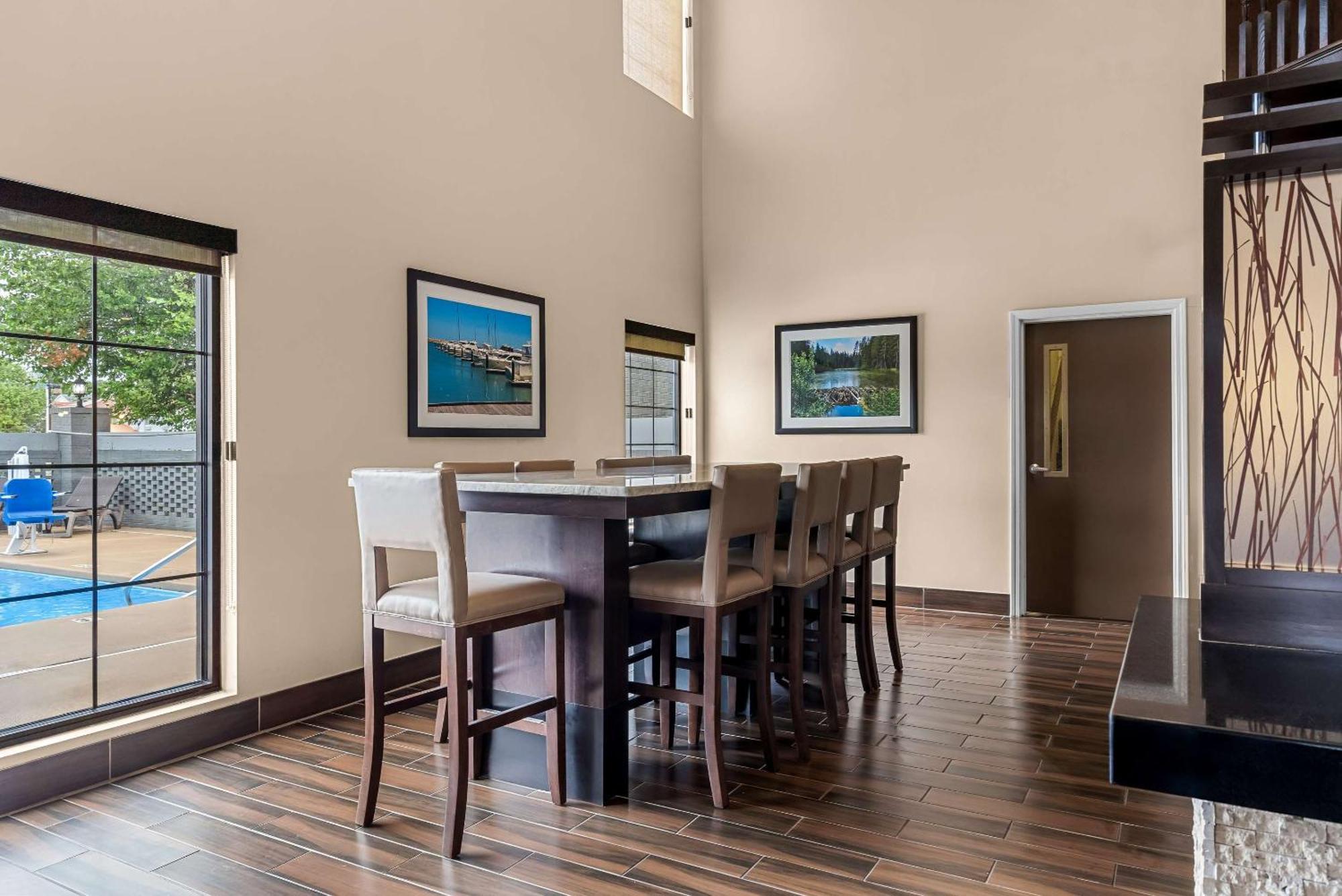 Hotel Comfort Near Camp Lejeune