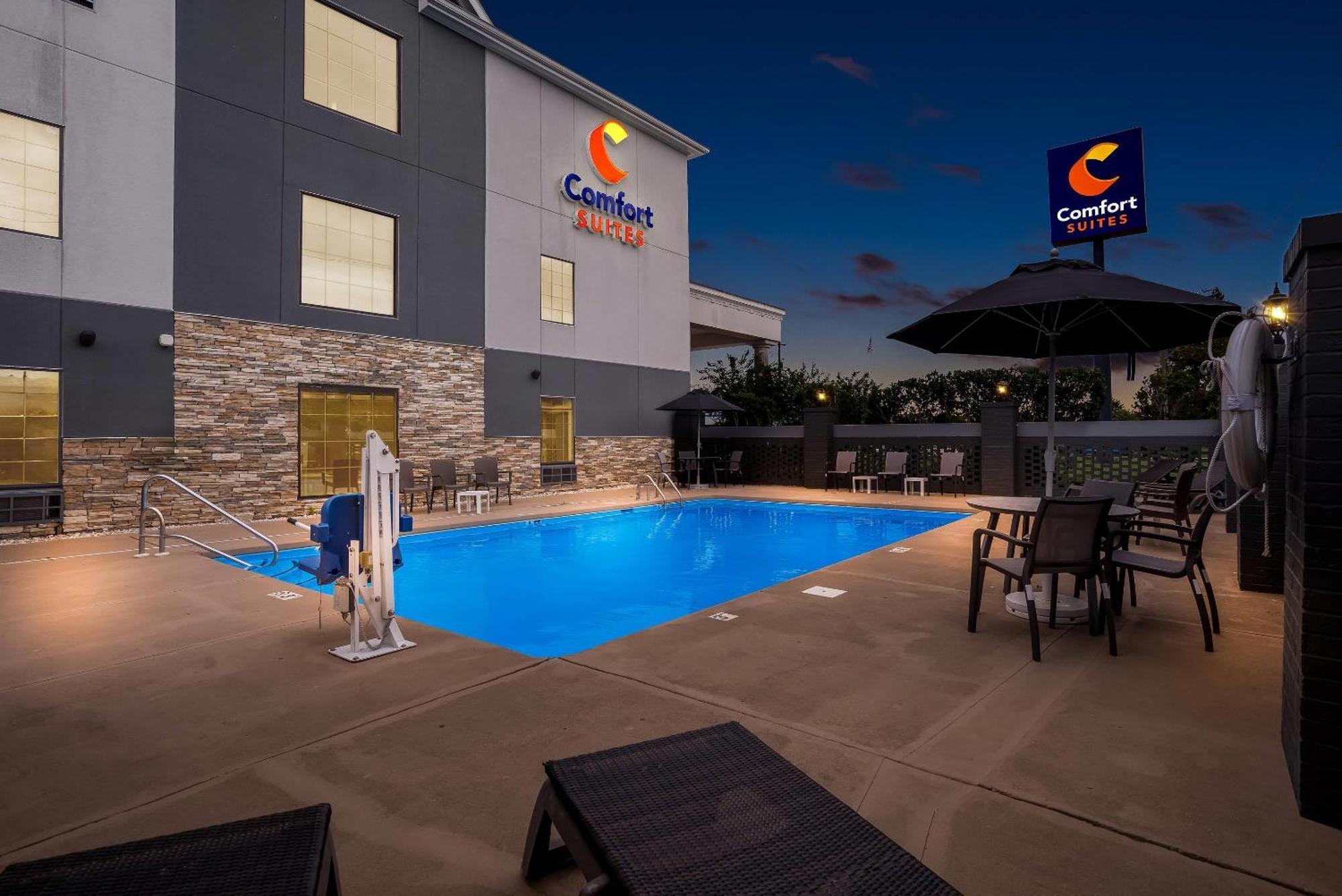 Comfort Near Camp Lejeune Hotel 3*